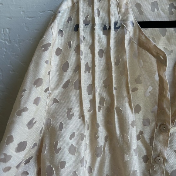 Carole little linen blend 3x Jacard button down blouse office professional - Picture 3 of 7